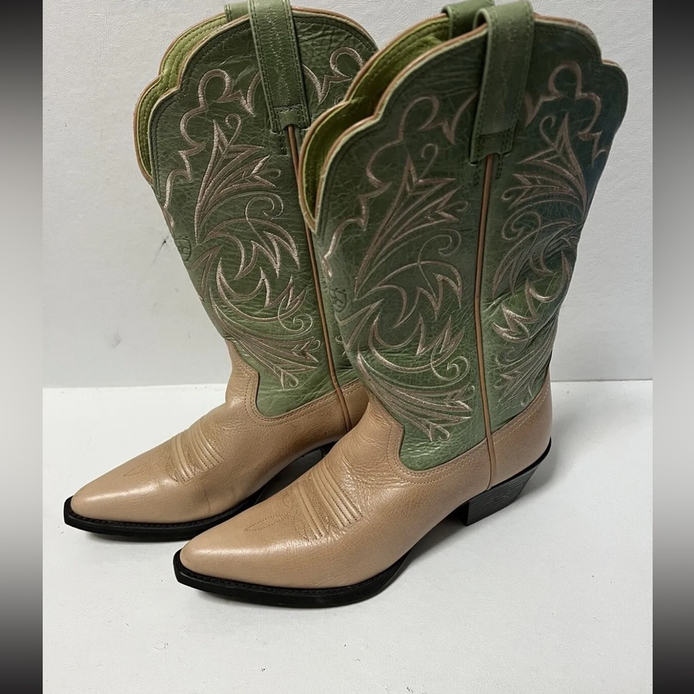 Ariat Boots 6.5B